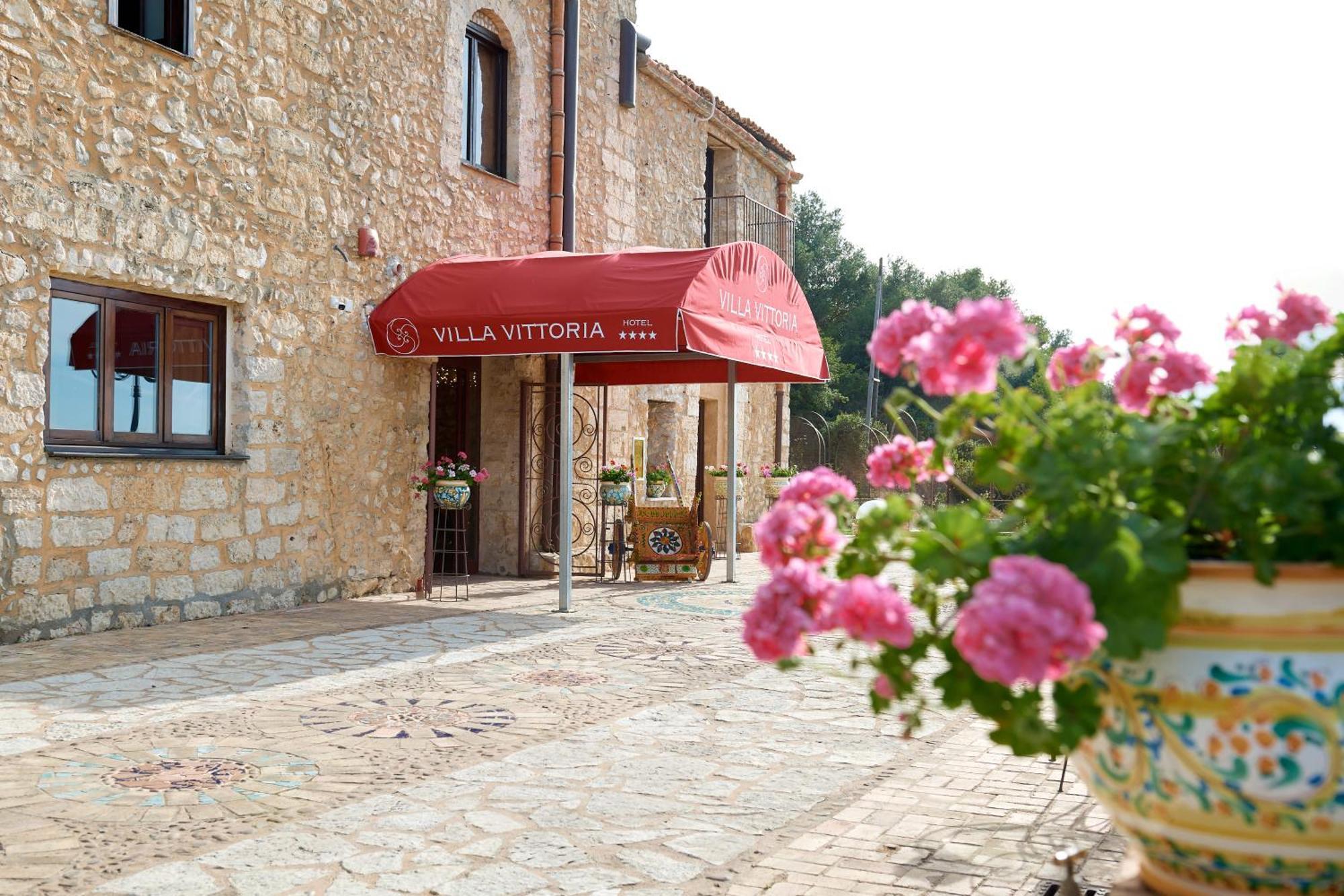 Villa Vittoria Hotel Alcamo Buitenkant foto